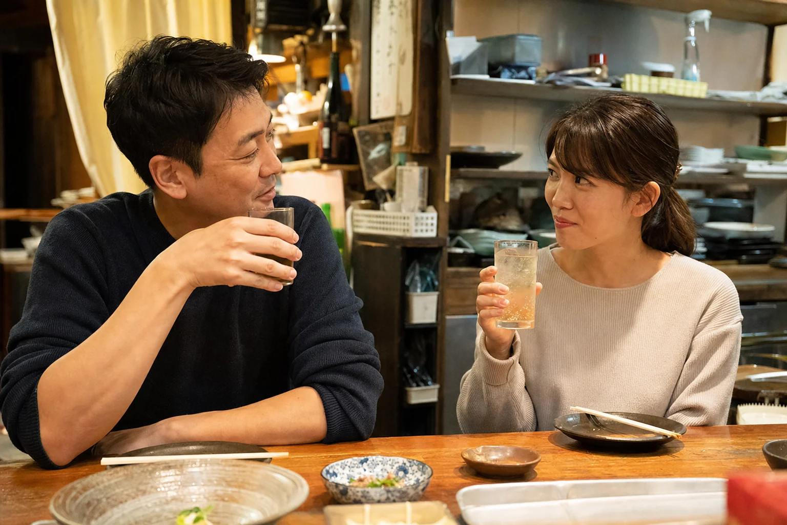 酒好きの恋人探しは、恋愛と結婚で見る場所が変わる